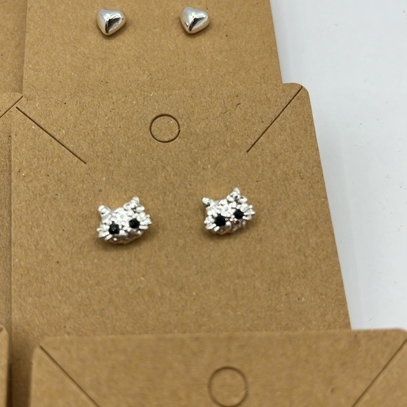 Stud Earrings 6 Pairs Shell Star Heart Cat Round with Rhinestones Ball Earrings - Picture 6 of 10